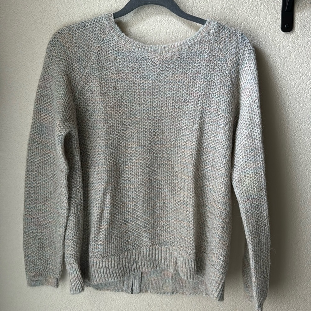 Grey/subtle rainbow lightweight sweater. Full zipper back. EUC!